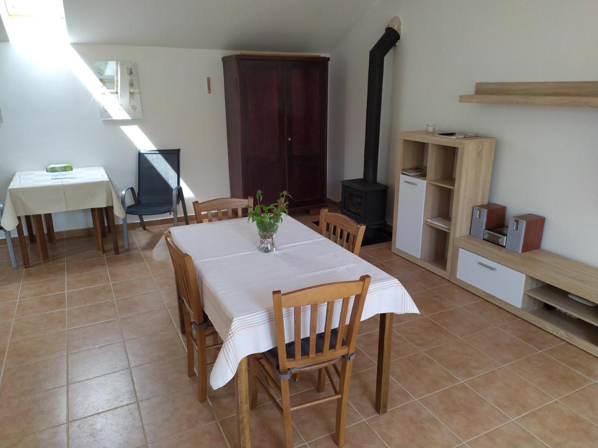 Apartment Koprivovi Němčičky Exterior foto